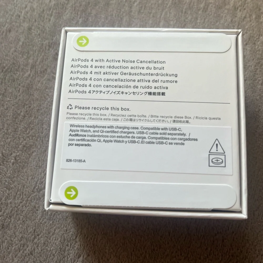 Apple airpod pros 4th generation (ANC)